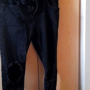 33/34 "ONLY & SONS" black skinny jeans